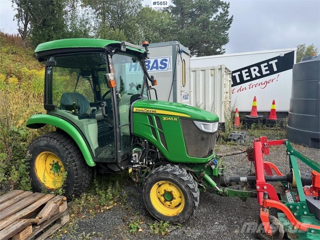 John Deere 3045R Tractores