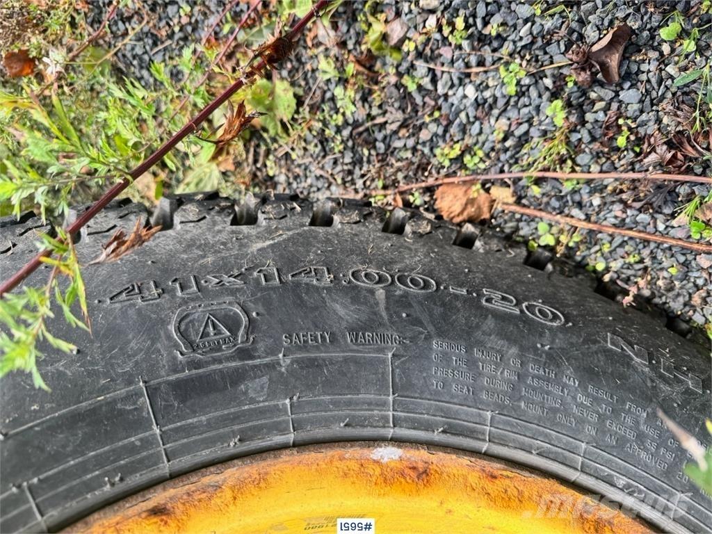 John Deere 3045R Tractores