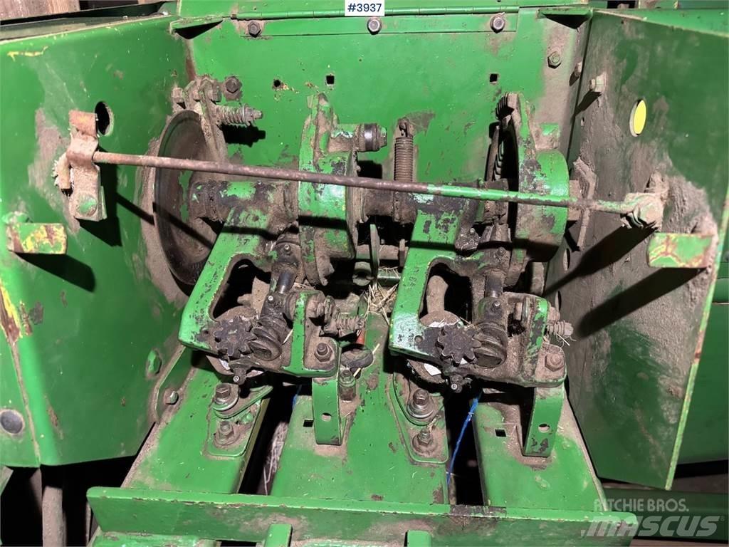 John Deere 332 A Otros equipos para cosecha