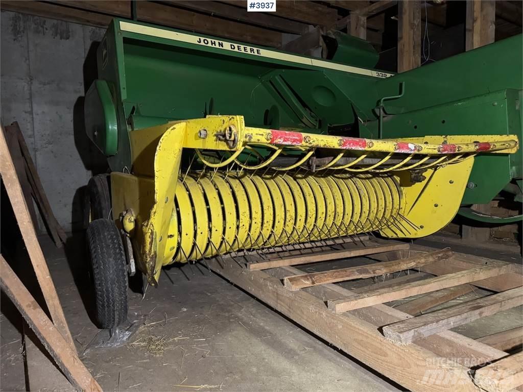 John Deere 332 A Otros equipos para cosecha
