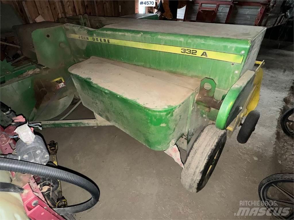 John Deere 332 A Otros equipos para cosecha