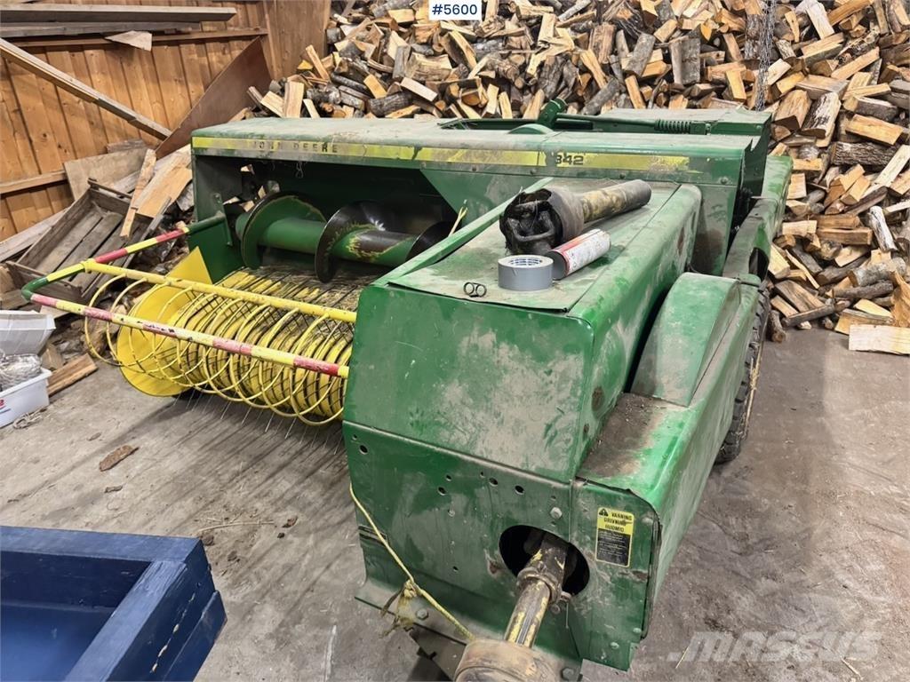 John Deere 342 Otros equipos para cosecha