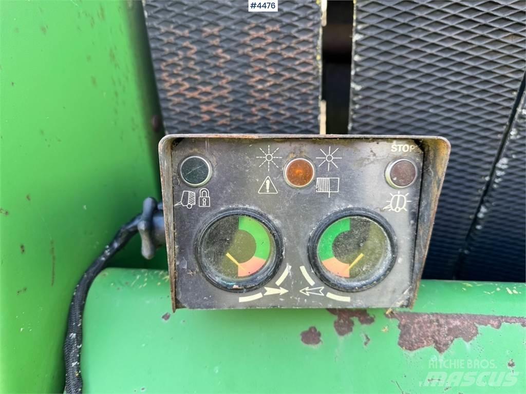 John Deere 550 Otros equipos usados para la recolección de forraje