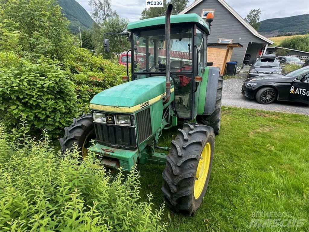 John Deere 5500 Tractores
