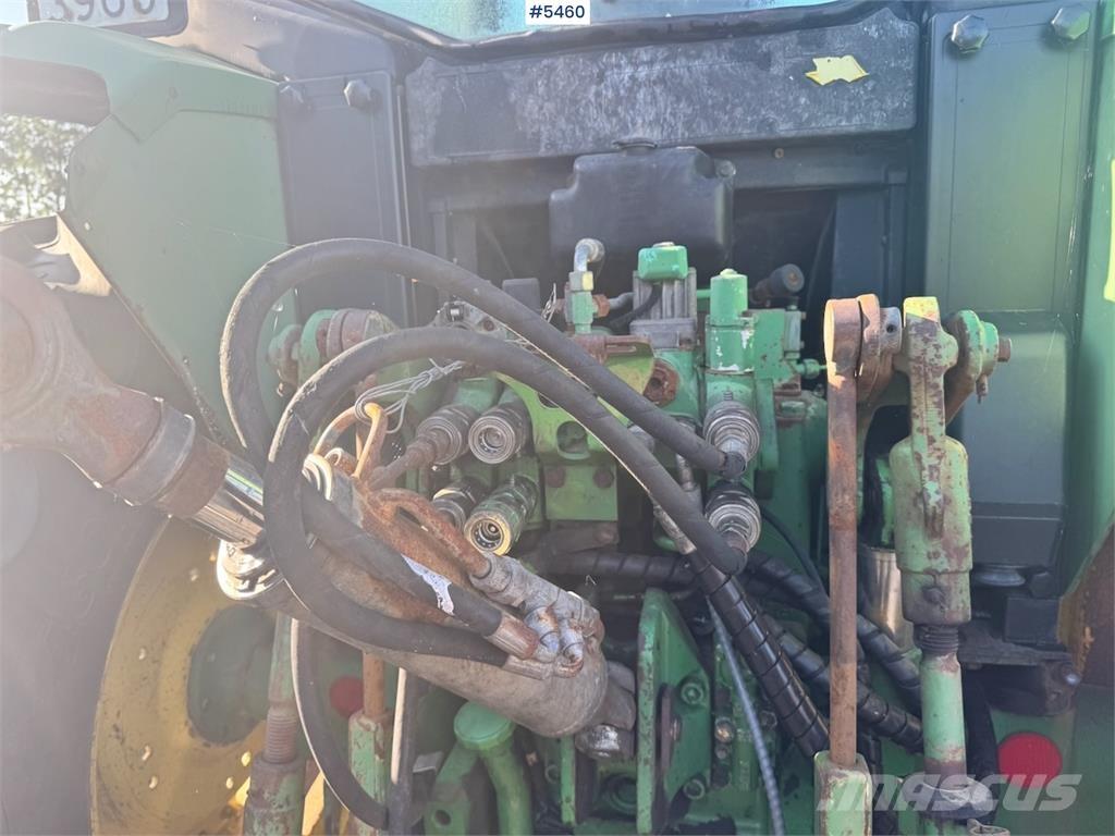 John Deere 6310 Tractores