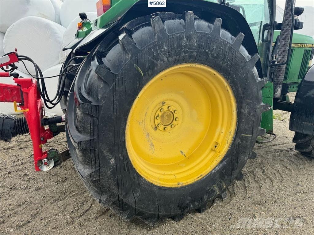 John Deere 6400 Tractores