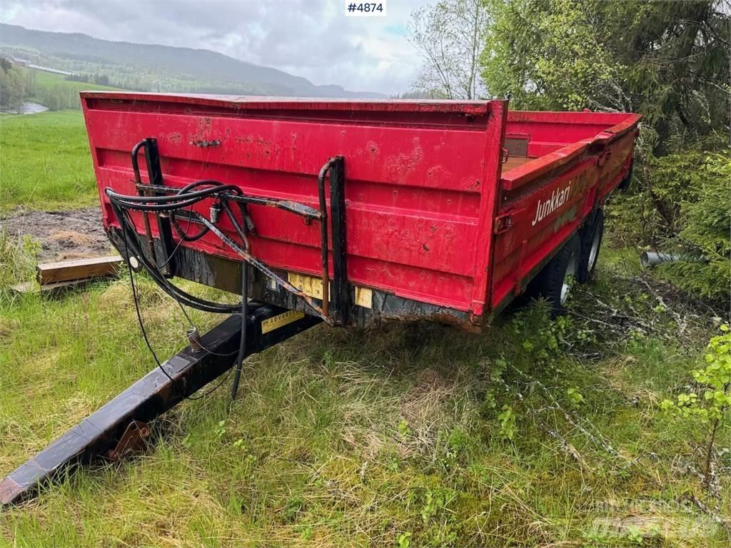 Junkkari J10 Remolque para grano