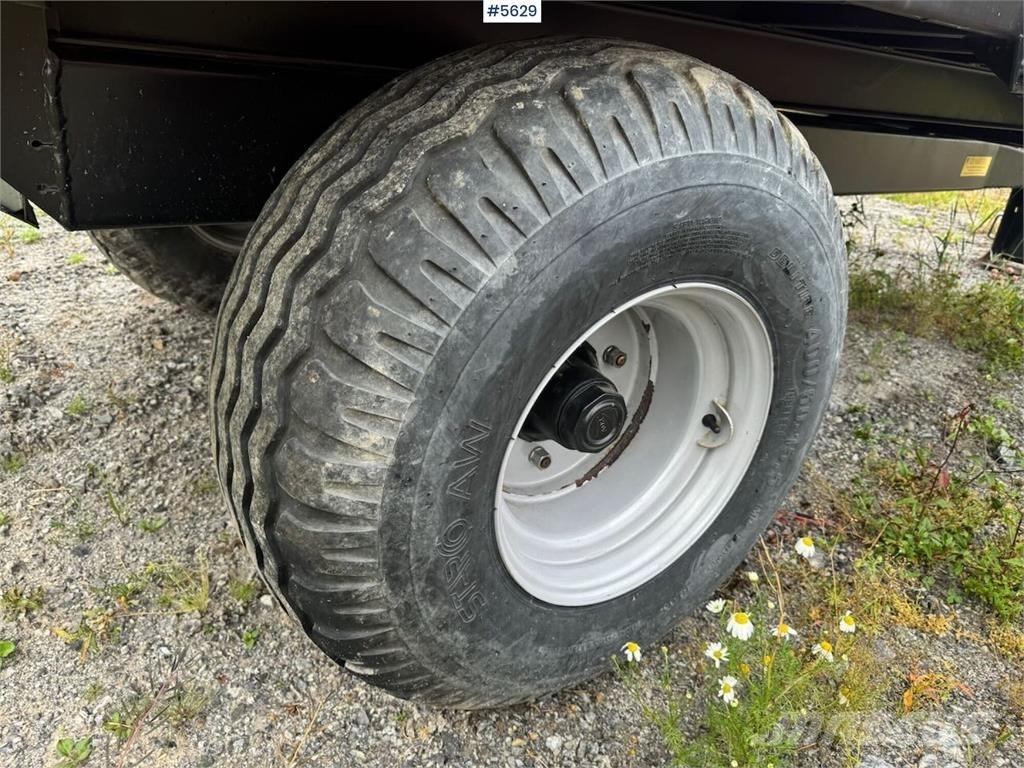 Junkkari J5 Remolque para grano