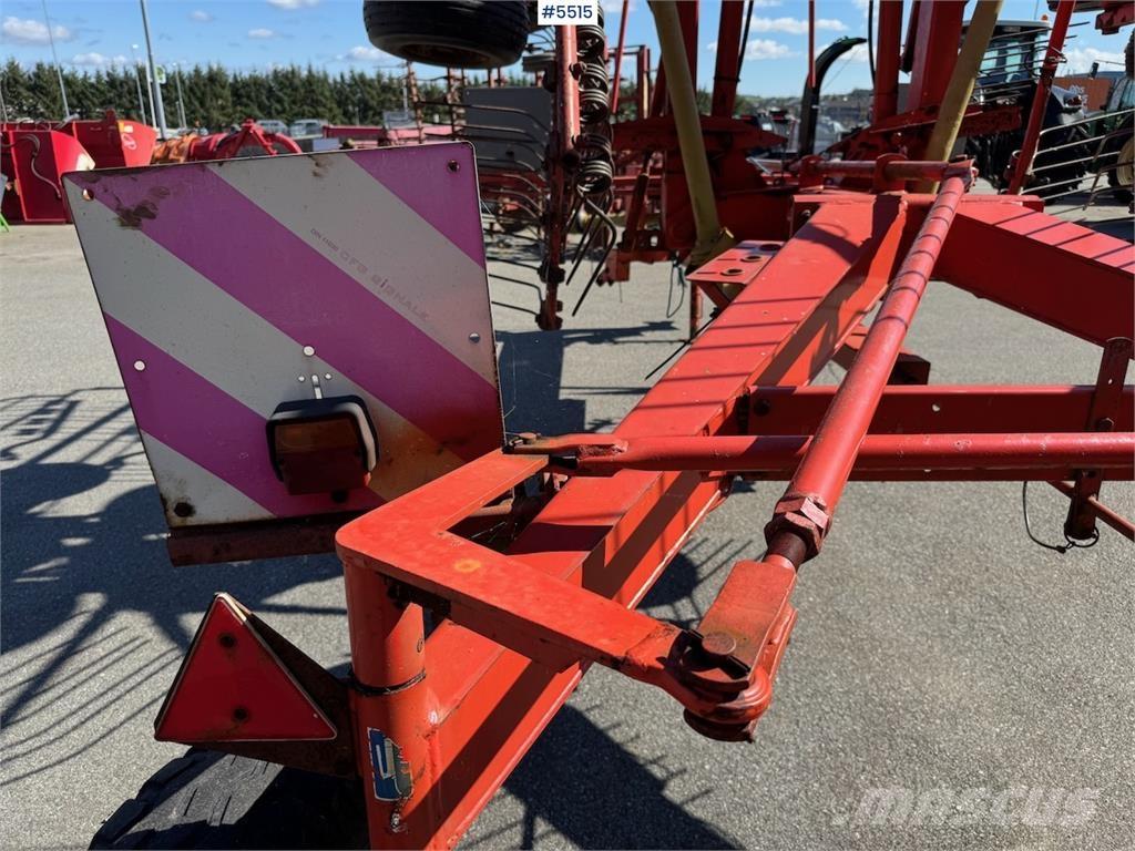 Kuhn GA 7301 Otros equipos para cosecha