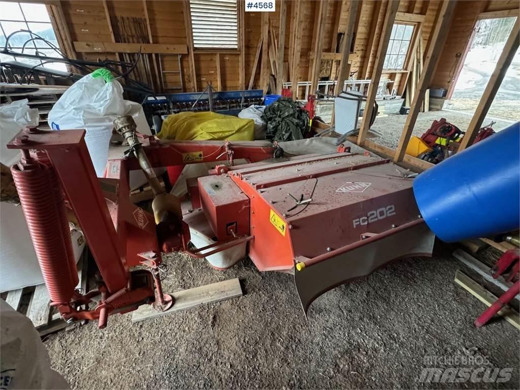Kuhn Slåmaskin Otros equipos para cosecha