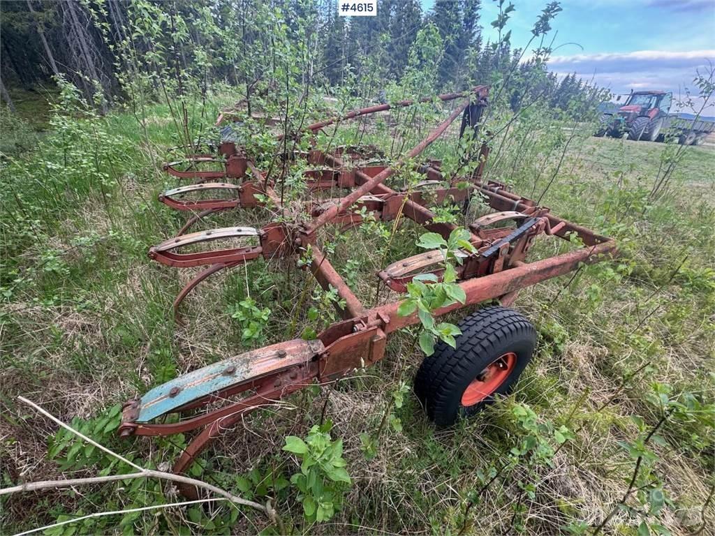 Kverneland Harv Otras máquinas y aperos de labranza