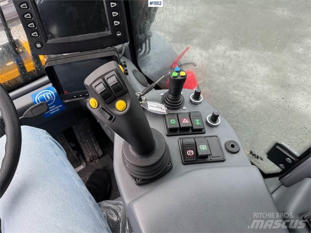 LM Trac 587 Cargadoras multifunción