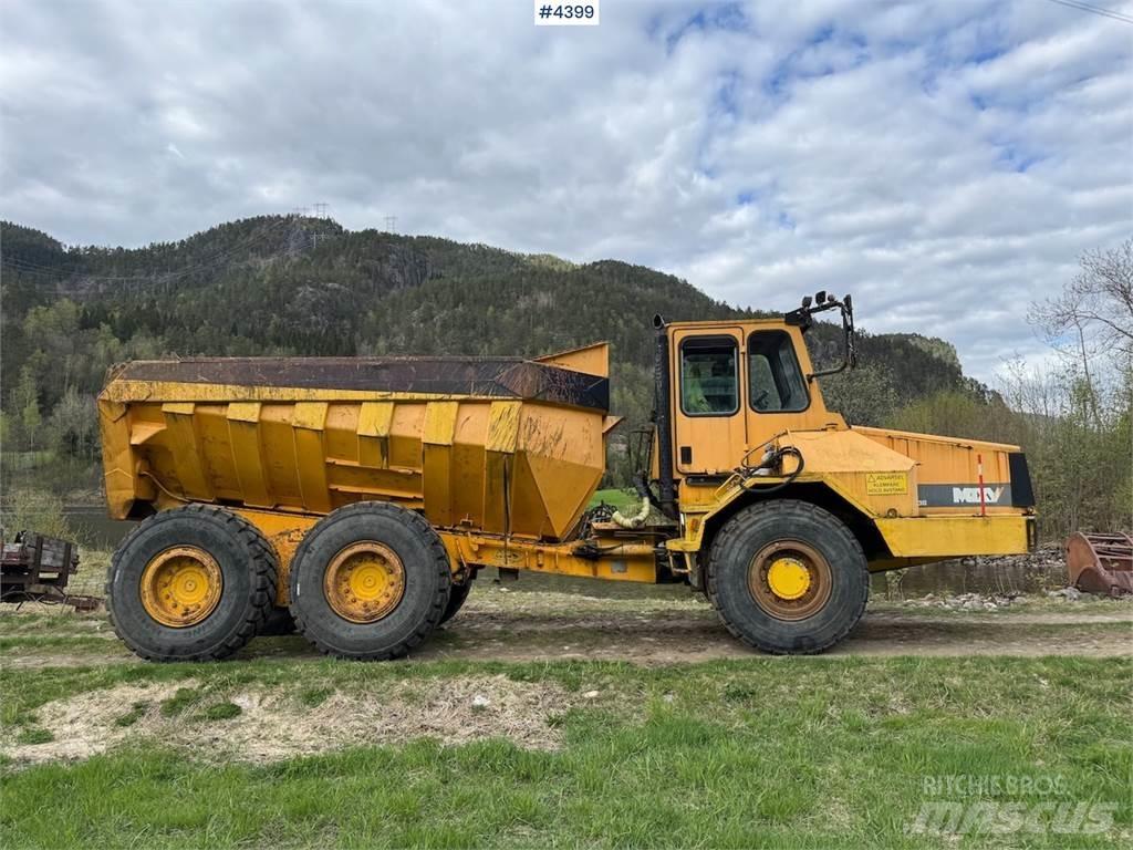 Moxy MT 30 R Dúmpers de obra