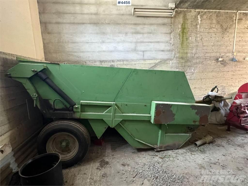  Saga Steinplukker Otras máquinas y aperos de labranza