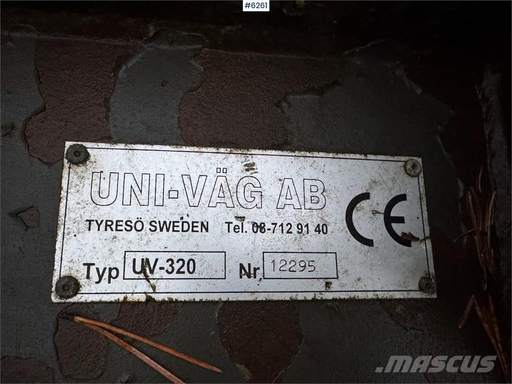 Uni-väg UV-320 Láminas y cuñas quitanieves