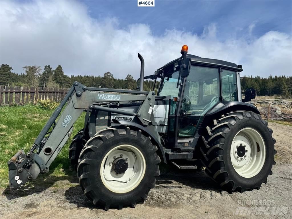 Valtra A85-4 Tractores