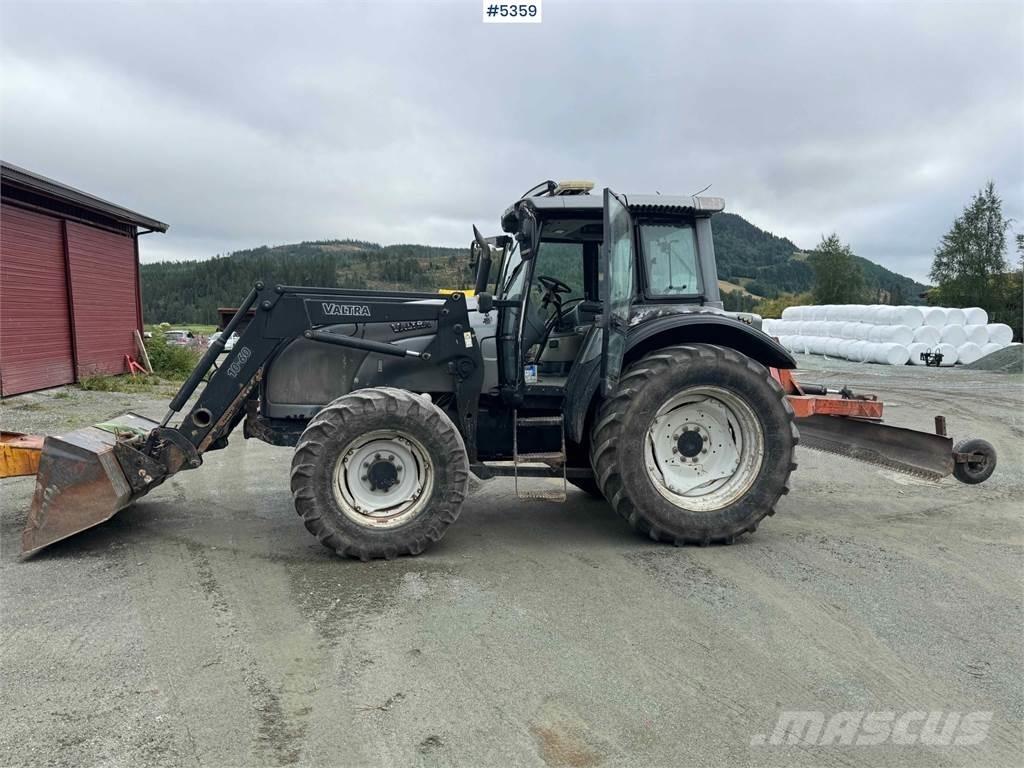 Valtra M120-4 Tractores