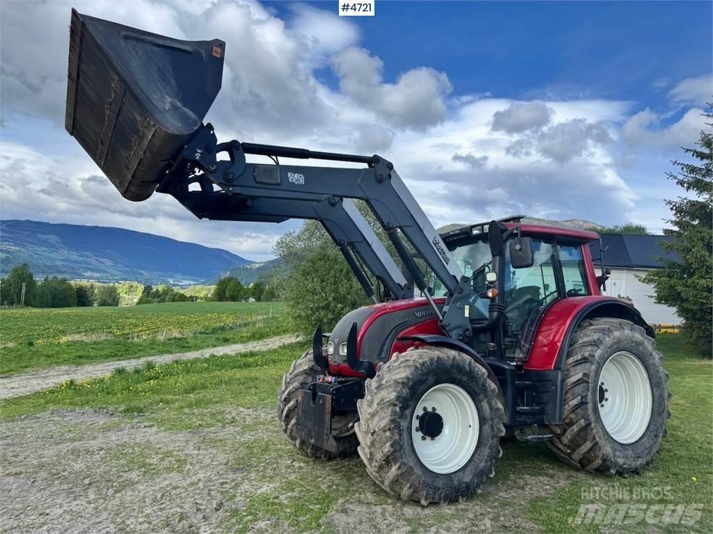 Valtra N142 Tractores