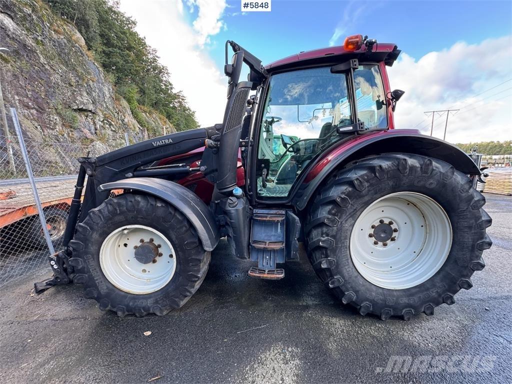 Valtra N174 Tractores