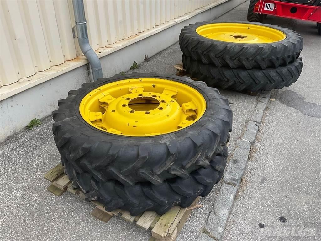  230/95R32 - 270/95R44 Neumáticos, ruedas y llantas