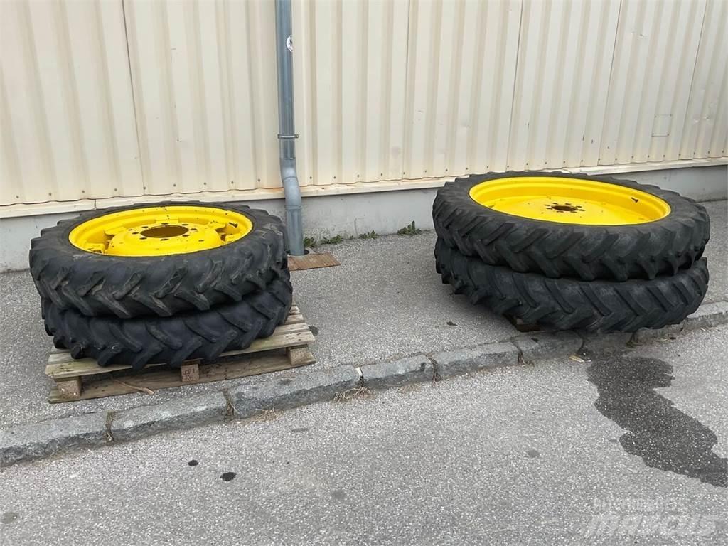  230/95R32 - 270/95R44 Neumáticos, ruedas y llantas