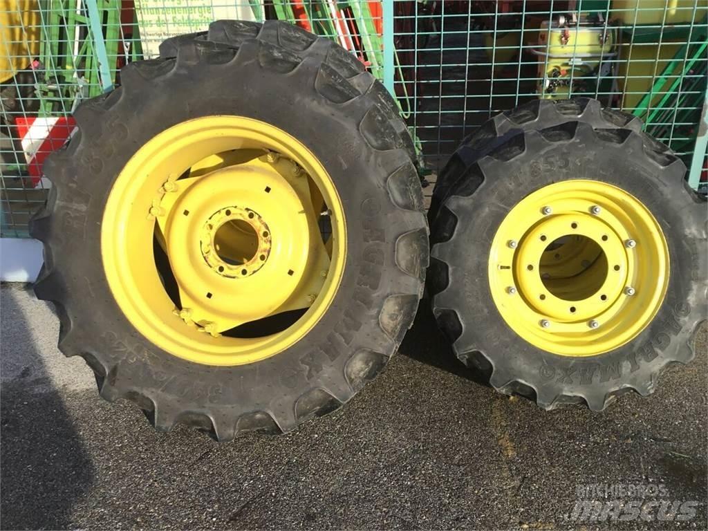 280/85R20 - 340/85R28 Neumáticos, ruedas y llantas
