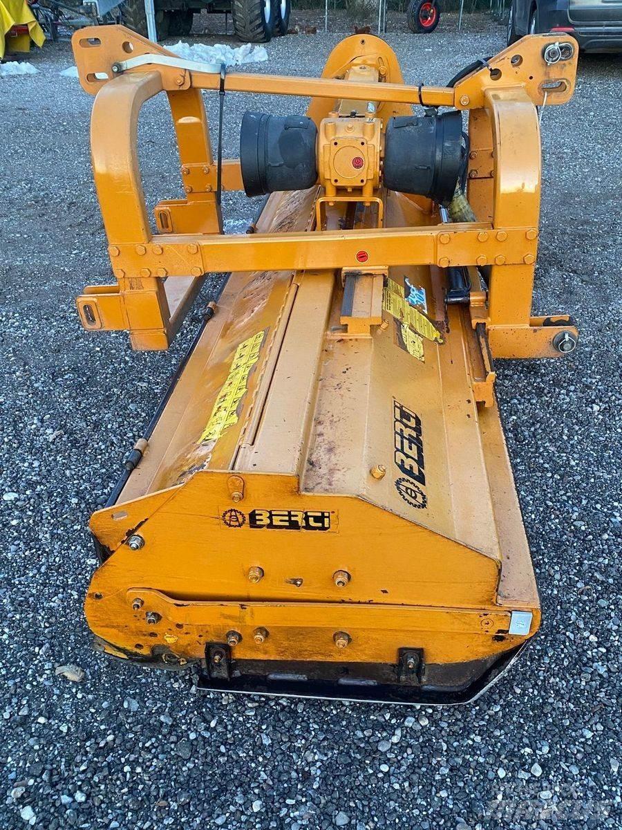 Berti TFH285/M Segadoras y cortadoras de hojas para pastos