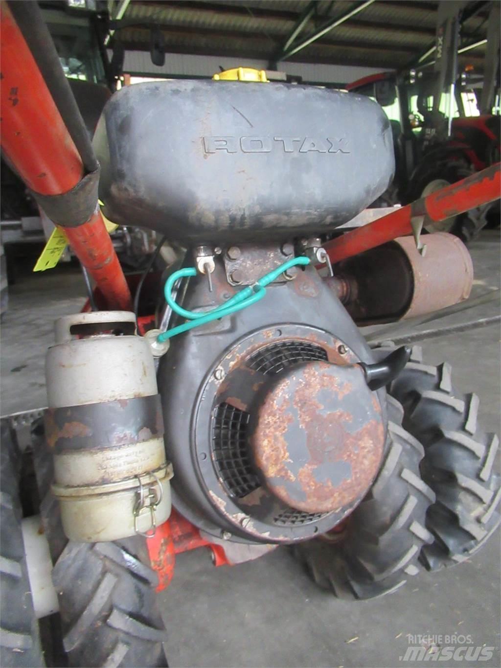 Bucher M 200 Tractores corta-césped