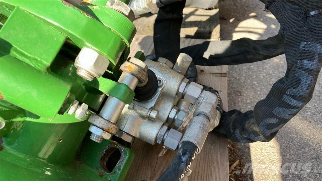  CFS Vinox links Otra maquinaria vitícola