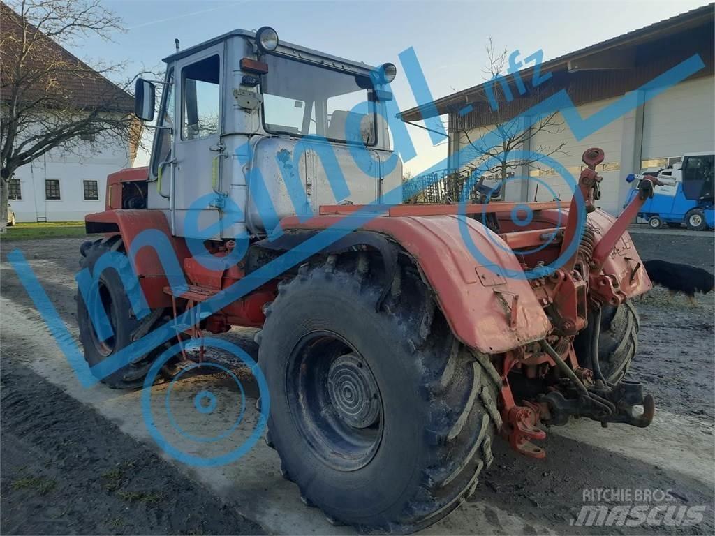 Charkow T 150 Tractores