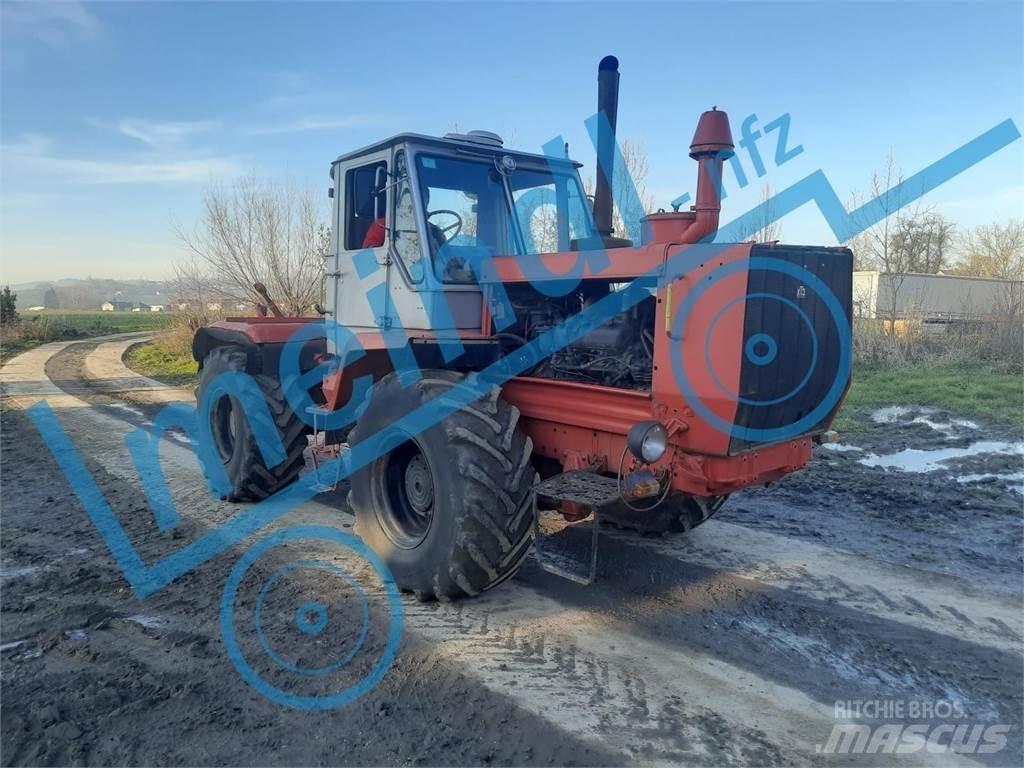 Charkow T 150 Tractores
