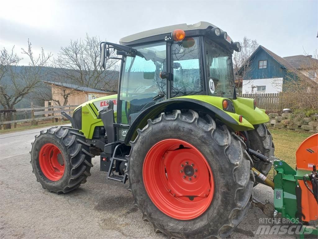 CLAAS Axos 330 CX Tractores