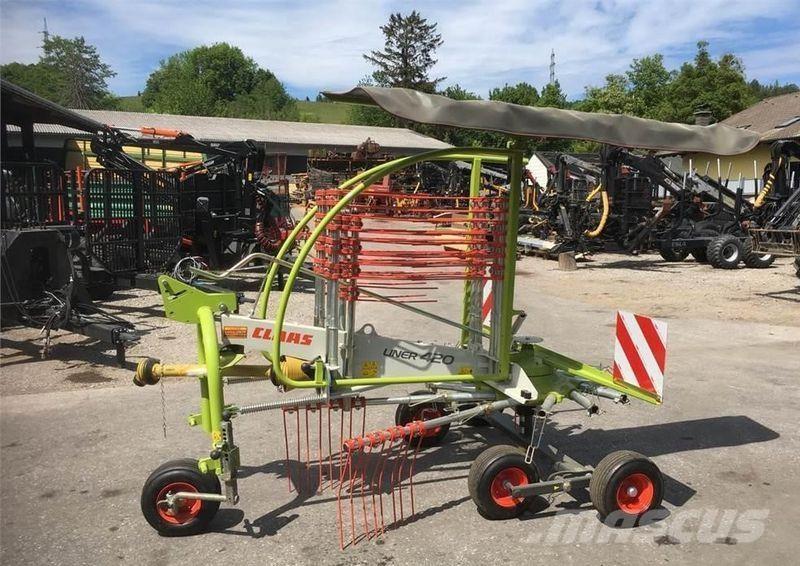 CLAAS Liner 420 Hileradoras