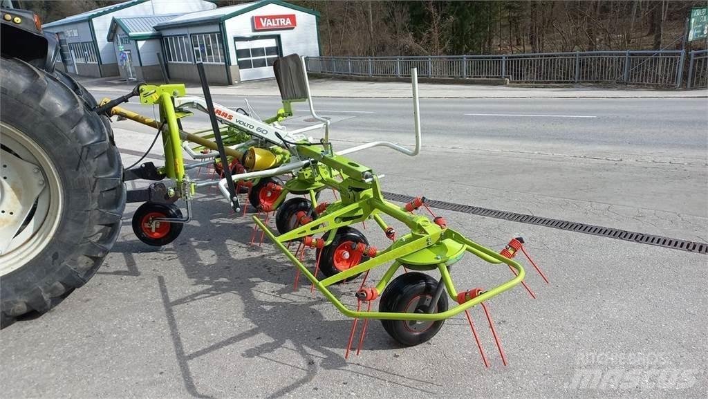 CLAAS Volto 60 Rastrillos y henificadores