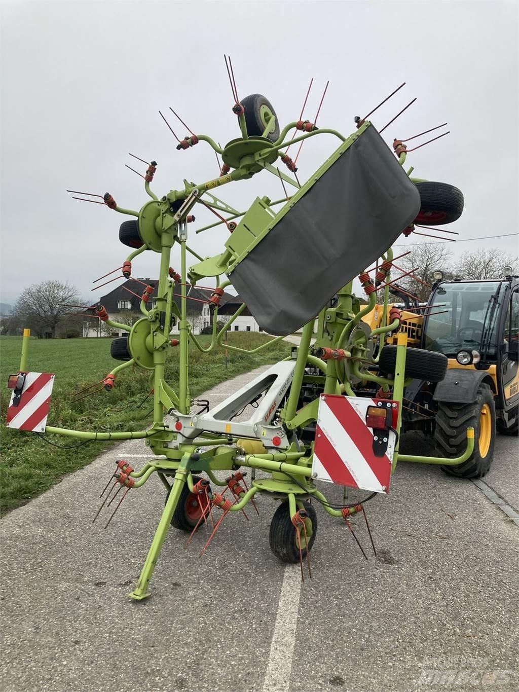 CLAAS VOLTO 77 Rastrillos y henificadores
