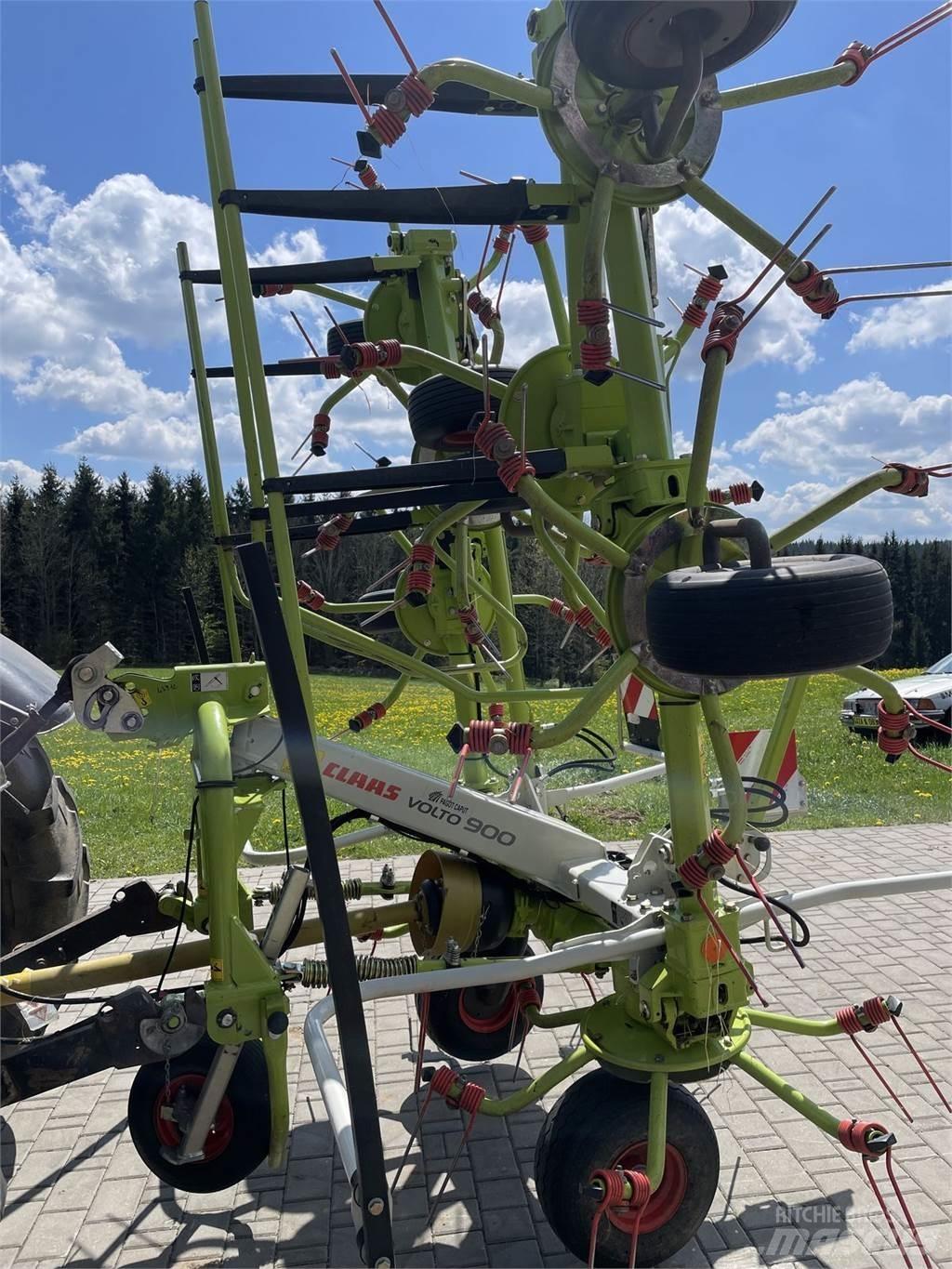 CLAAS VOLTO 900 Rastrillos y henificadores
