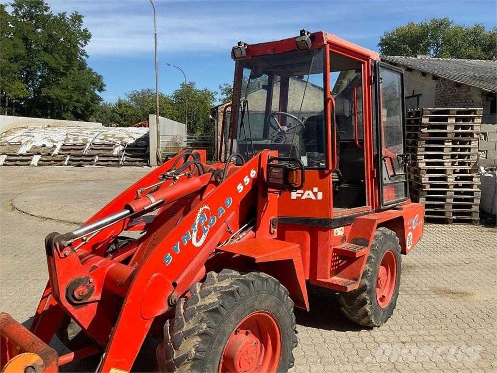 Fai 556 Palas cargadoras frontales