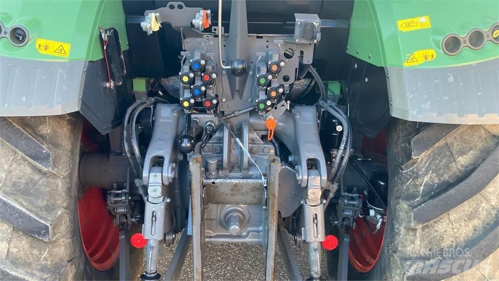 Fendt 513 Vario Tractores