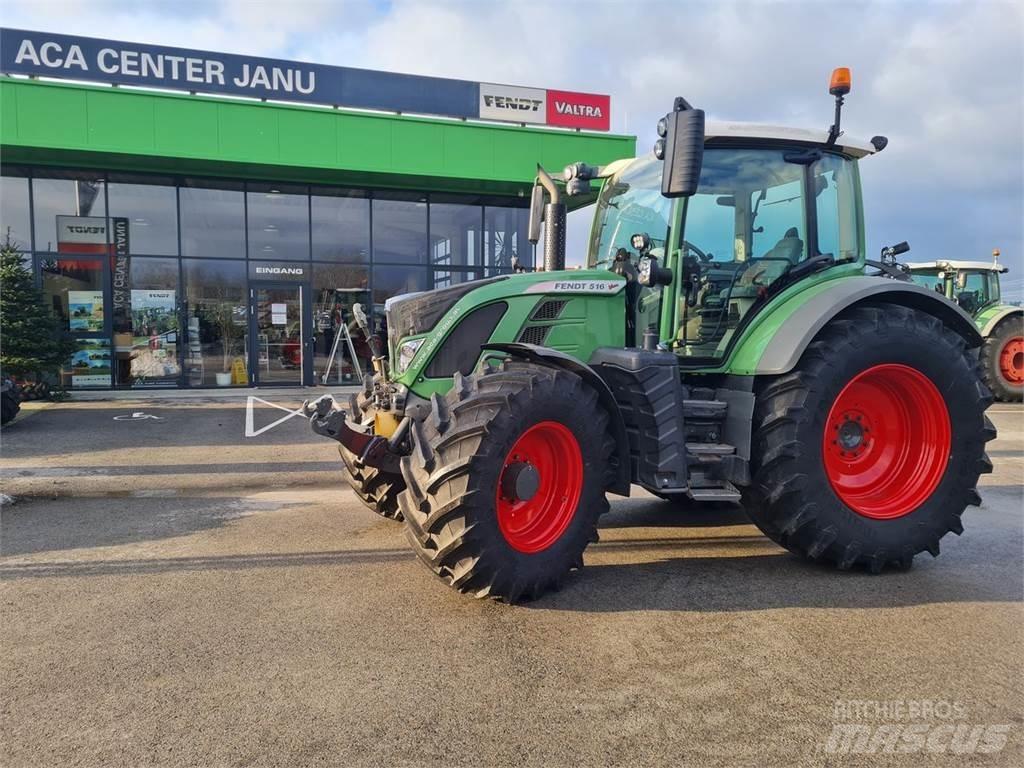 Fendt 516 Vario Tractores
