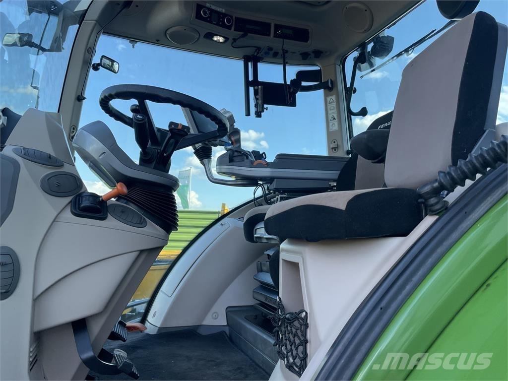 Fendt 724 Vario Tractores