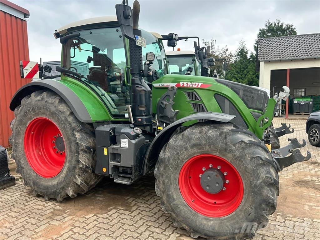 Fendt 724 Vario Tractores