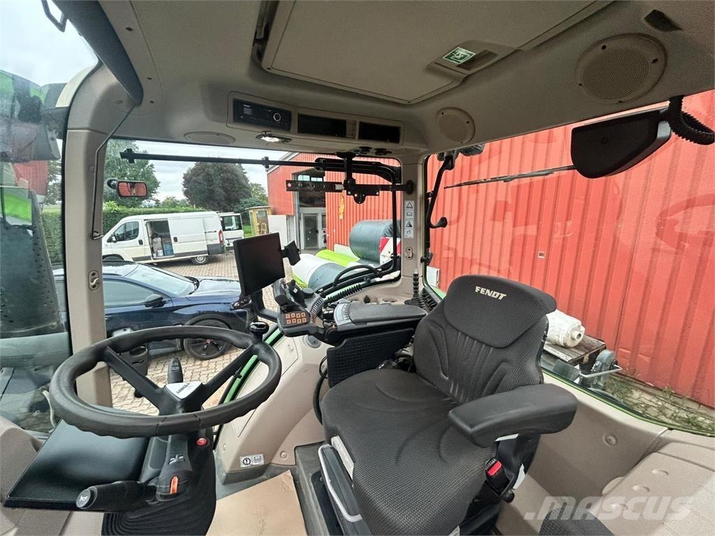Fendt 724 Vario Tractores