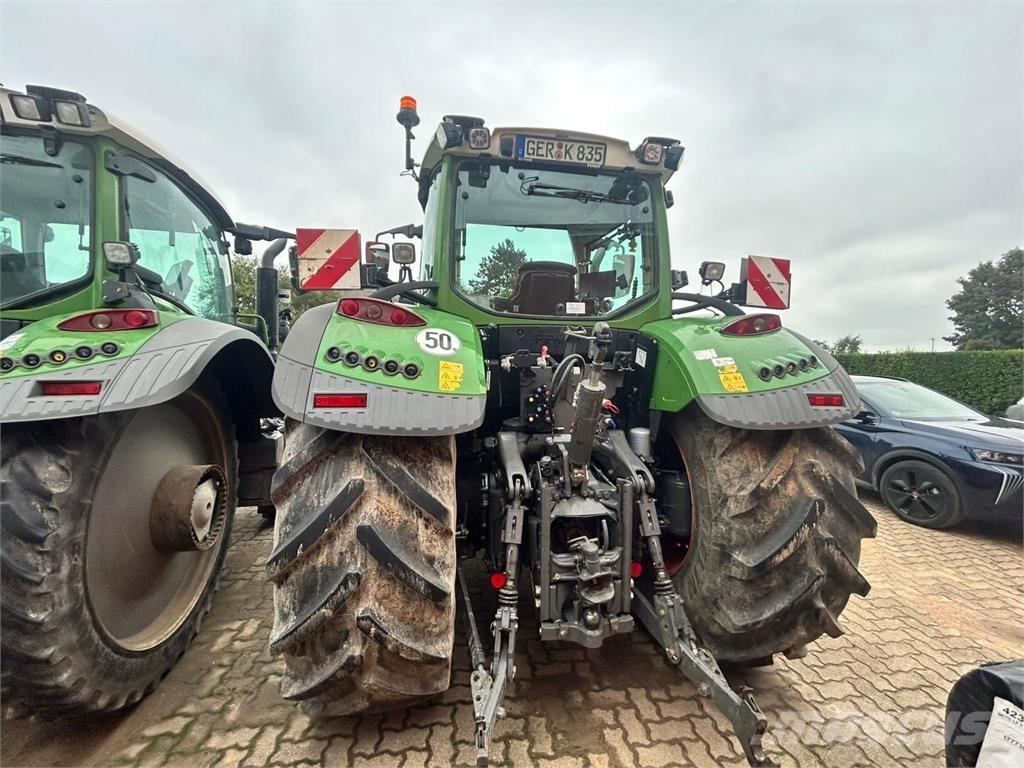 Fendt 724 Vario Tractores