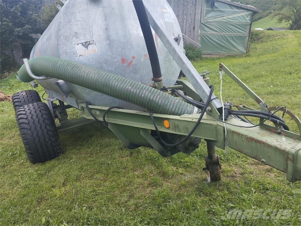 Fliegl  Cisternas o cubas esparcidoras de purín