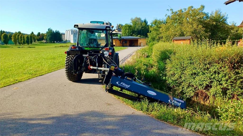 Fliegl  Segadoras y cortadoras de hojas para pastos