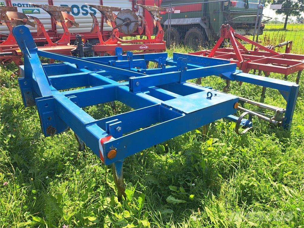 Gruber 270 Cultivadores