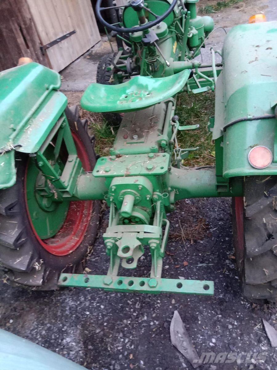 Holder  Tractores