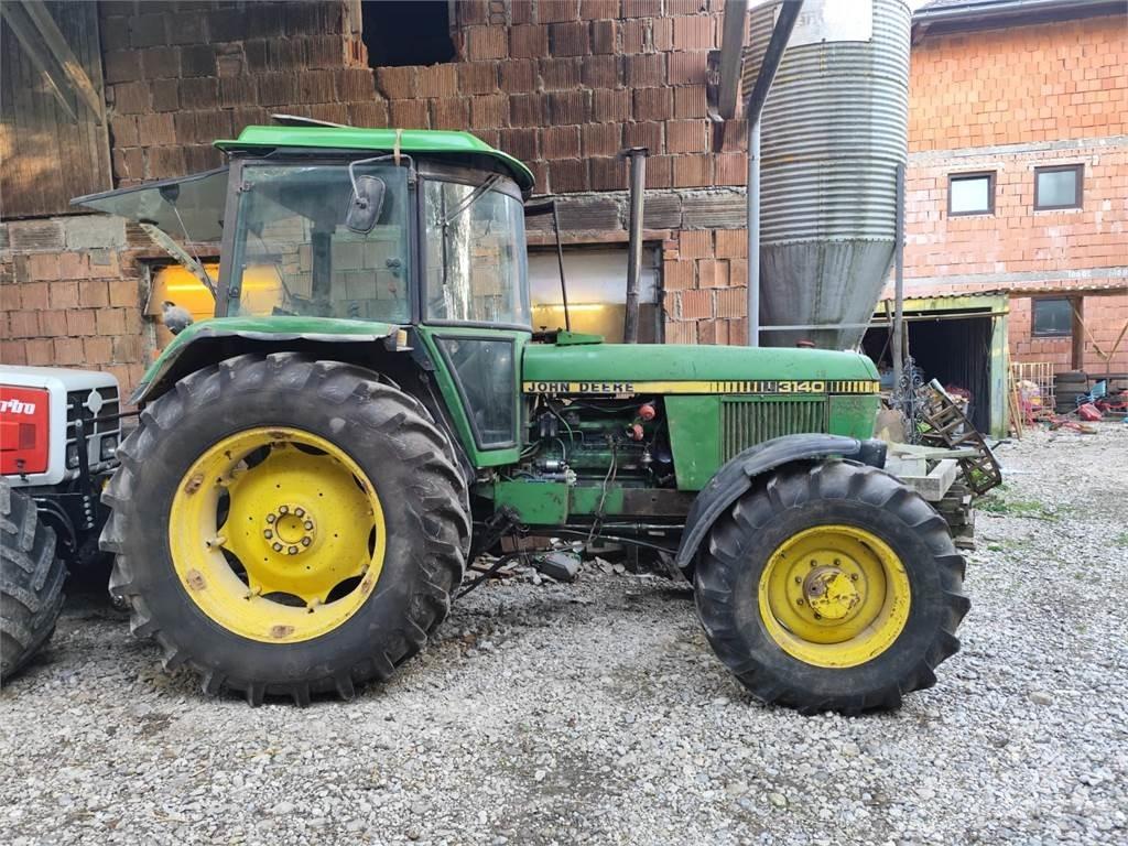 John Deere 3140 Tractores