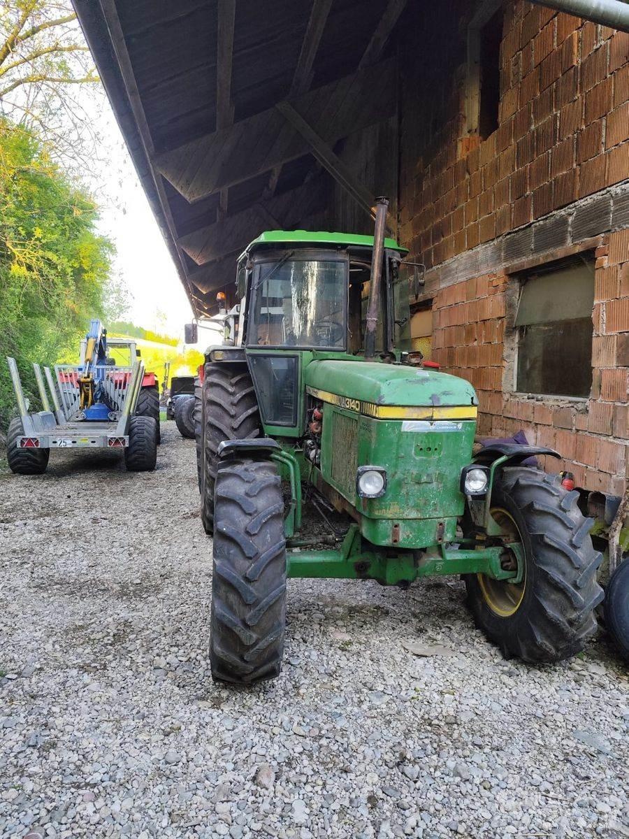 John Deere 3140 Tractores