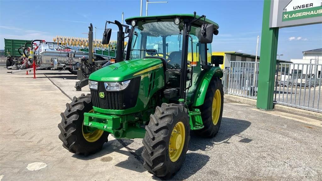 John Deere 5058E Tractores